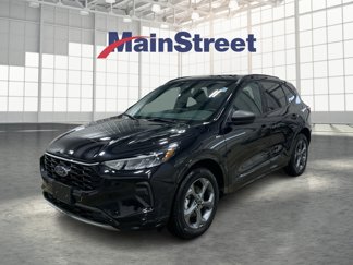 Used 2023 Ford Escape ST-Line image 1