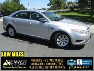 Used 2010 Ford Taurus SE image 1