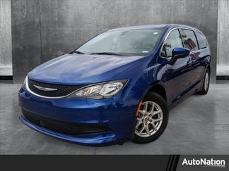 Used 2021 Chrysler Voyager LX image 1