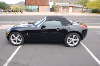 Used 2008 Pontiac Solstice Convertible w/ Preferred Package image 1