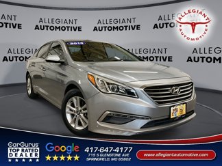 Used 2015 Hyundai Sonata SE image 1