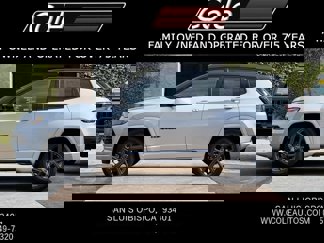 New 2025 Jeep Compass Limited w/ High Altitude Package image 1