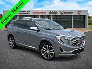 Used 2018 GMC Terrain Denali w/ Advanced Safety Package image 1