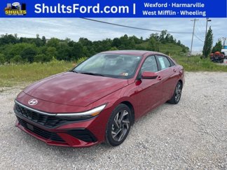 Used 2025 Hyundai Elantra SEL image 1