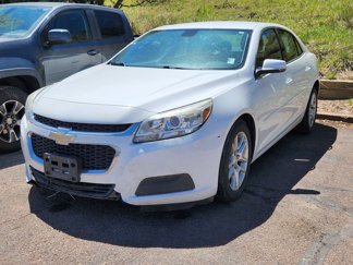 Used 2016 Chevrolet Malibu LT w/ Power Convenience Package image 1