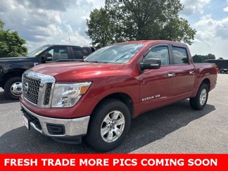 Used 2018 Nissan Titan SV image 1