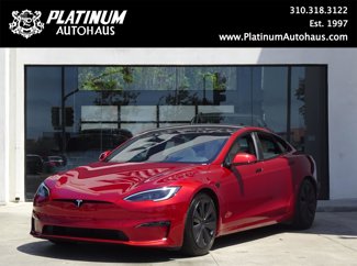 Used 2025 Tesla Model S image 1