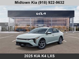 New 2025 Kia K4 LXS image 1