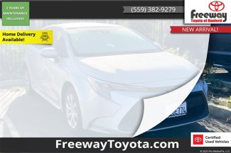 Certified 2022 Toyota Corolla LE image 1