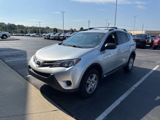 Used 2013 Toyota RAV4 LE image 1