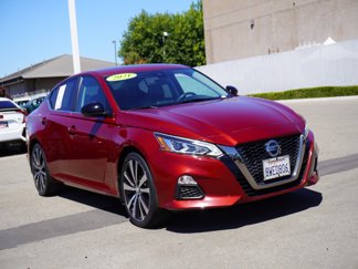 Used 2021 Nissan Altima 2.5 SR w/ SR Premium Package image 1