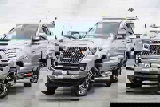 Used 2019 Toyota Tacoma TRD Sport image 1