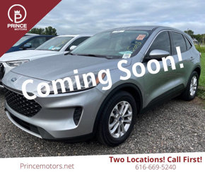 Used 2021 Ford Escape SE image 1