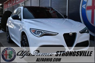 Used 2023 Alfa Romeo Stelvio Veloce image 1