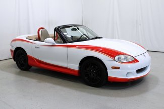 Used 2004 MAZDA MX-5 Miata LS image 1
