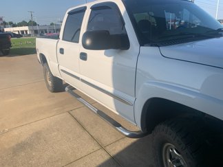 Used 2004 GMC Sierra 2500 SLE w/ Skid Plate Package image 1