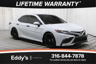 Used 2022 Toyota Camry XSE image 1