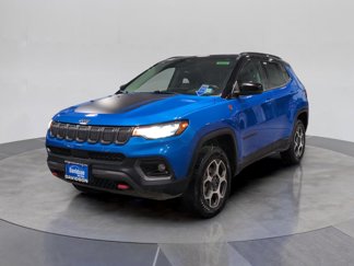 Used 2022 Jeep Compass Trailhawk w/ Sun and Sound Group image 1