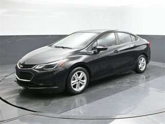 Used 2017 Chevrolet Cruze LT image 1
