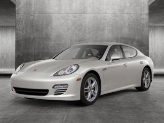 Used 2013 Porsche Panamera 4S image 1