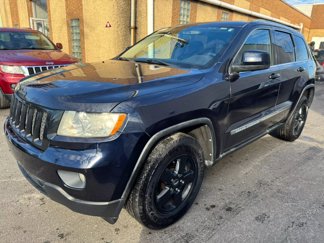 Used 2011 Jeep Grand Cherokee Laredo image 1