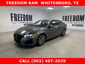 Used 2023 Nissan Altima 2.5 SL image 1