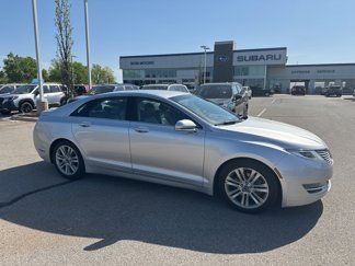 Used 2014 Lincoln MKZ image 1