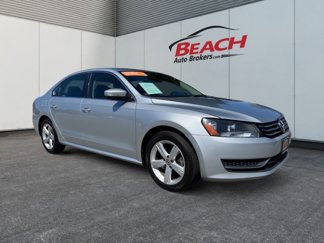 Used 2015 Volkswagen Passat 1.8T SE image 1
