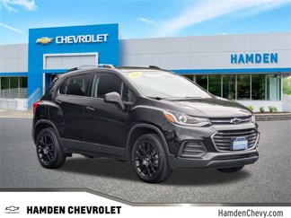 Certified 2022 Chevrolet Trax LT w/ Midnight Edition image 1