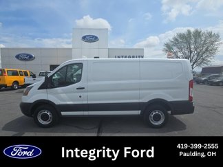 Used 2015 Ford Transit 250 130 Low Roof image 1
