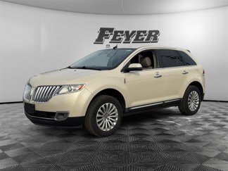 Used 2014 Lincoln MKX FWD w/ Walnut Swirl Wood Package image 1