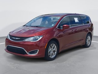 Used 2019 Chrysler Pacifica Touring Plus w/ Tire & Wheel Group image 1