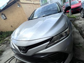 Used 2019 Toyota Camry LE image 1