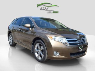 Used 2010 Toyota Venza image 1