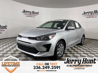 Used 2023 Kia Rio S image 1