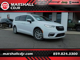 Used 2023 Chrysler Pacifica Touring-L image 1