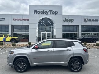 Used 2023 Jeep Compass Limited image 1
