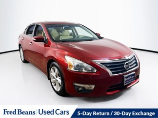 Used 2015 Nissan Altima 2.5 SV w/ Convenience Package image 1