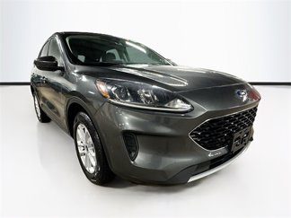 Used 2020 Ford Escape SE image 1