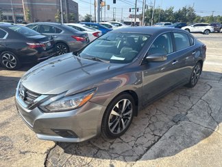 Used 2017 Nissan Altima 2.5 SR w/ LED Appearance Package image 1