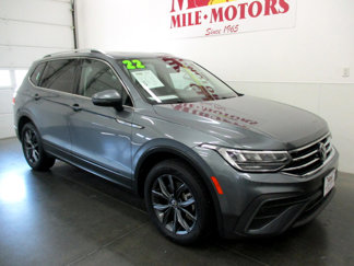 Used 2022 Volkswagen Tiguan SE image 1