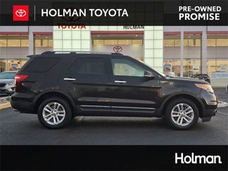 Used 2013 Ford Explorer XLT image 1