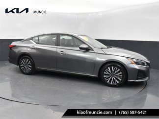 Used 2023 Nissan Altima 2.5 SV image 1