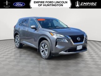 Used 2022 Nissan Rogue SV image 1