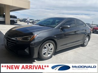 Used 2020 Hyundai Elantra SEL image 1