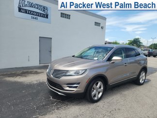 Used 2018 Lincoln MKC Premiere image 1