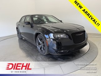 Used 2022 Chrysler 300 S image 1