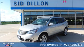 Used 2017 Chevrolet Traverse LT w/ Style and Technology Package image 1