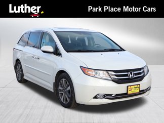 Used 2017 Honda Odyssey Touring Elite image 1