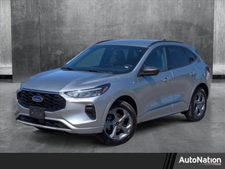Used 2023 Ford Escape ST-Line image 1